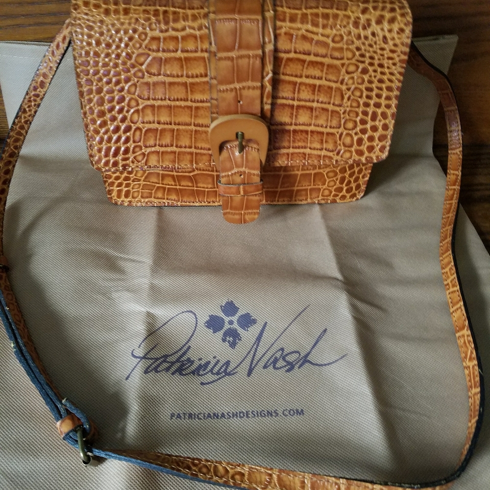 NEW PATRICIA NASH CROSSBODY